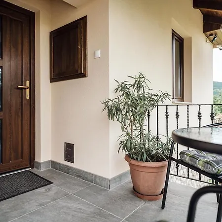 Varerdo Vendeghaz Kisgyor